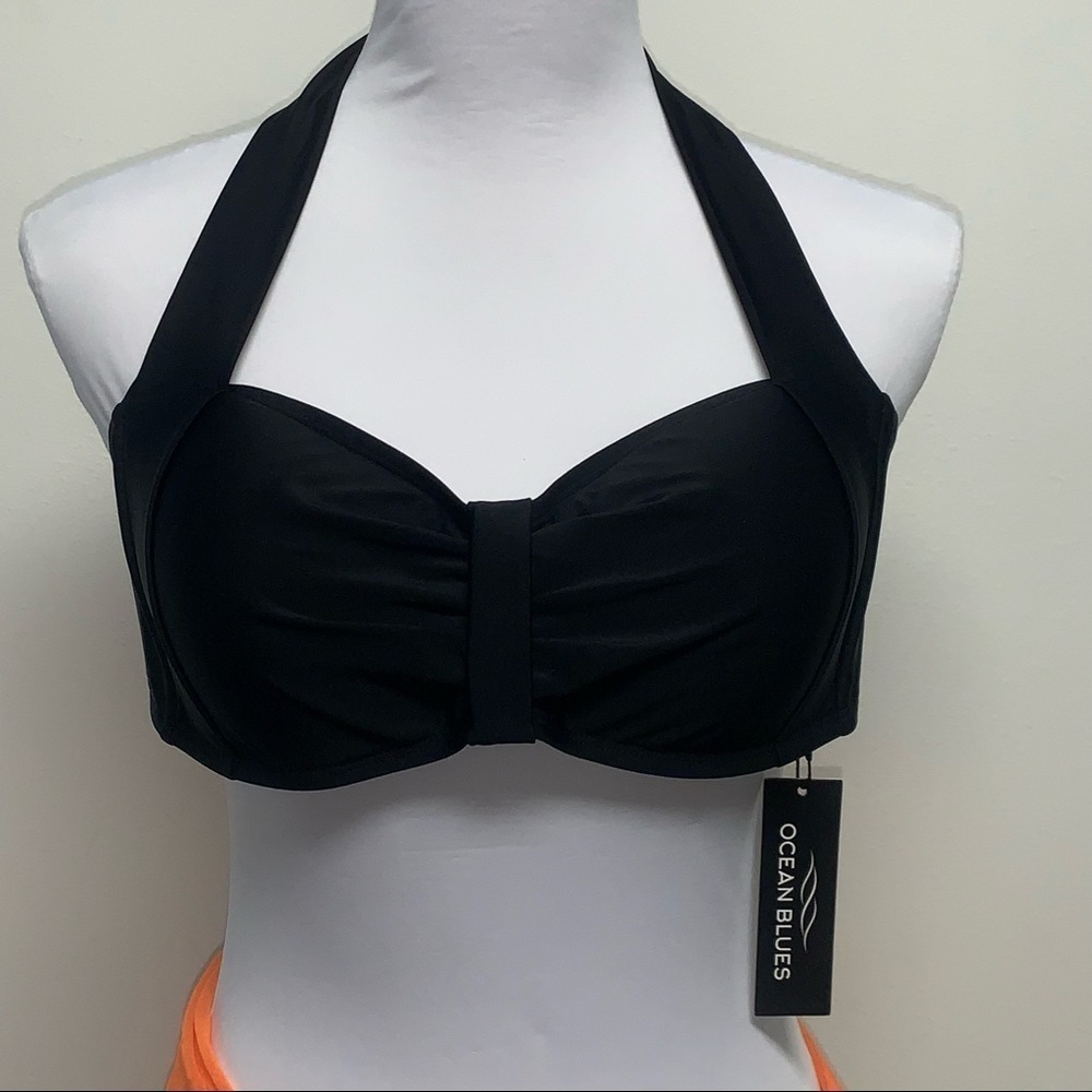 OCEAN BLUES Size S Black Ruched Halter Swim Top